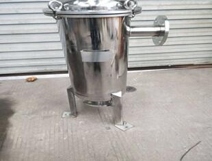 山東洗菜機(jī)配套袋式過濾器 山泉水處理過濾器廠家 布袋過濾器生產(chǎn)基地