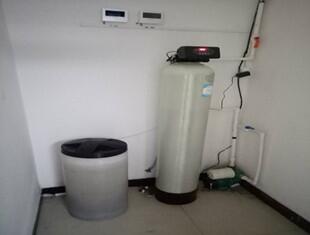承德市硬水處理食品級樹脂全自動軟化水冀誠科玻璃鋼罐體